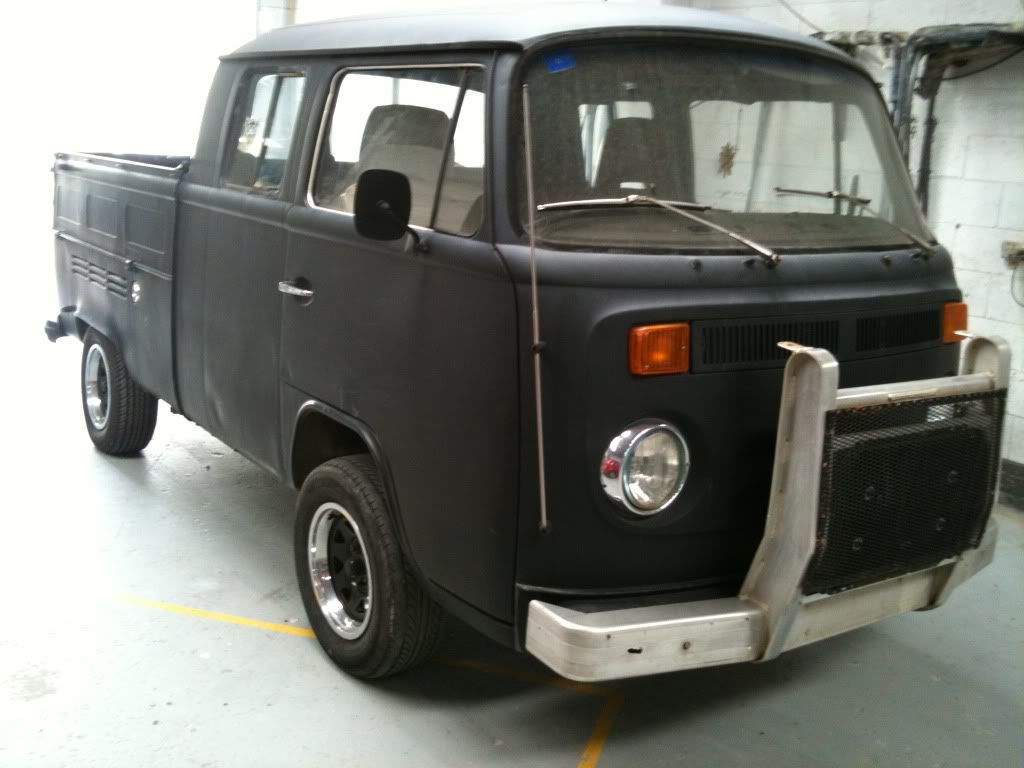 http://i940.photobucket.com/albums/ad244/smegma71/kombi%20ute/Picture105.jpg