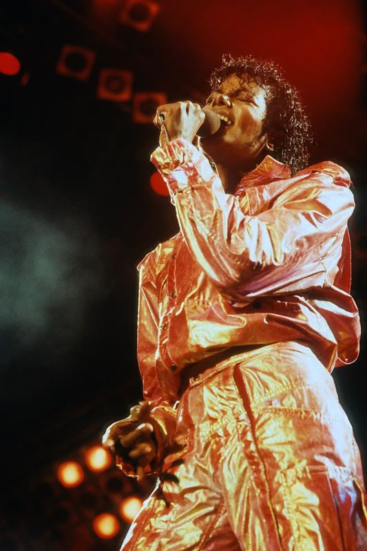 MJ-Victory-Tour-michael-jackson--1.jpg